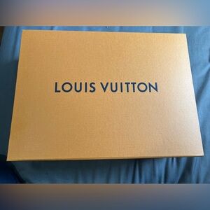 Authentic Louis Vuitton Dauphine MM